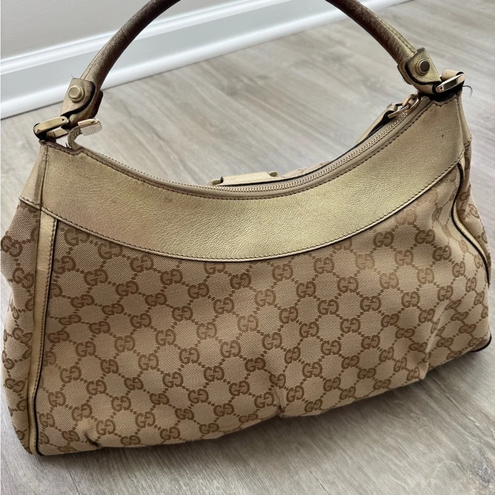 Gucci GG Canvas Abbey hobo bag